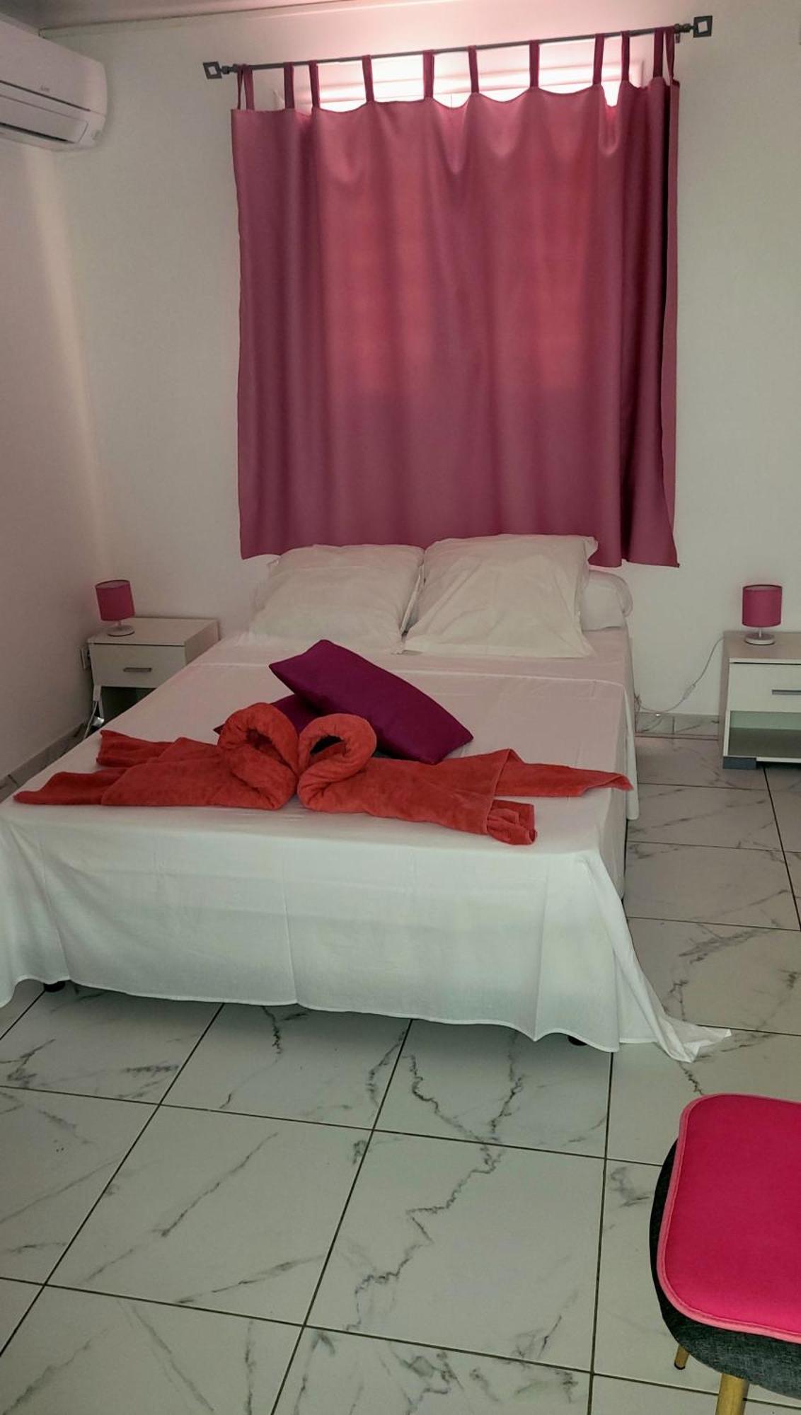 Maison Indep, Spa, Mer, Jardin, Bien-Etre Les Trois-Ilets Luaran gambar